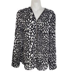 INC Womens Blouse Size 2 Black White Animal Print Long Sleeve 1/2 Zip Popover